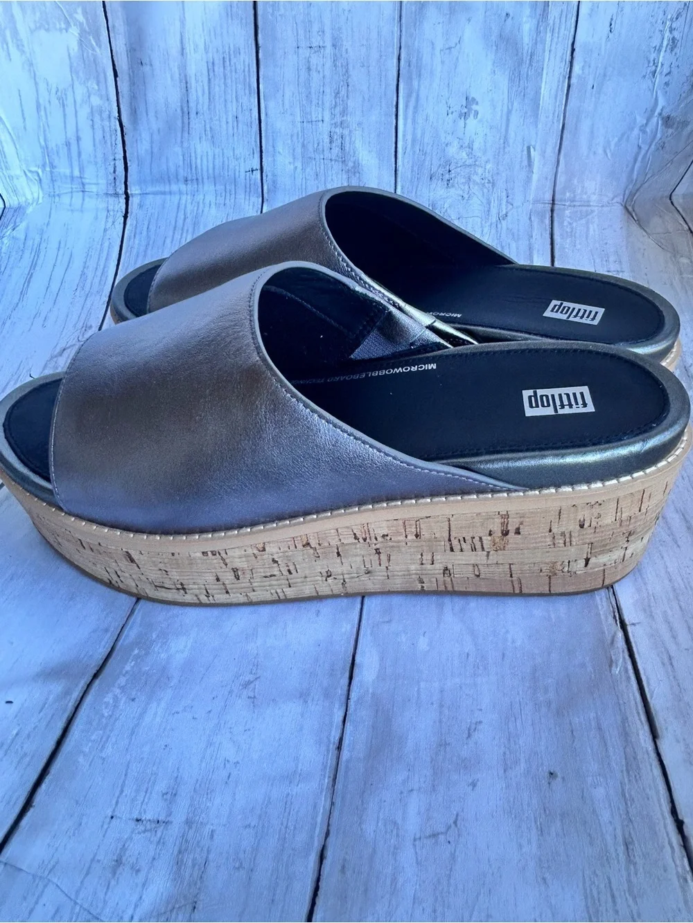 Fitflop slide platform